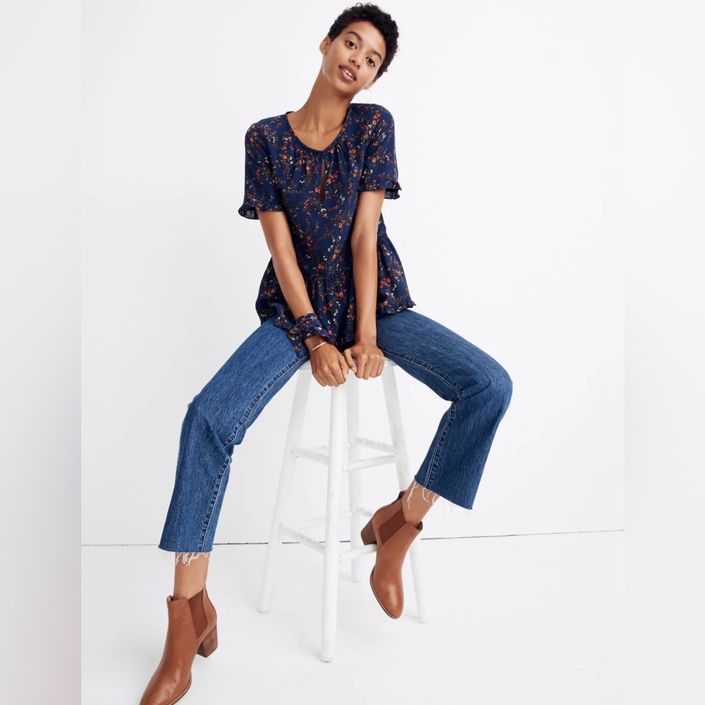 Madewell Silk Stanza Ruffle-Hem Top in Moonless Floral